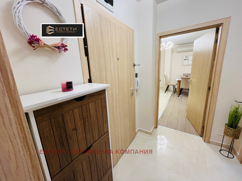 Продава 3-СТАЕН, гр. Стара Загора, Център, снимка 2 - Апартаменти - 52691903