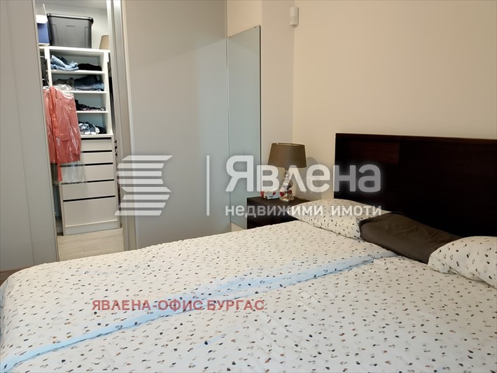 Продава 3-СТАЕН, гр. Бургас, Център, снимка 12 - Апартаменти - 52729855