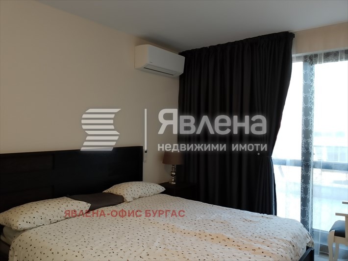 Продава 3-СТАЕН, гр. Бургас, Център, снимка 13 - Апартаменти - 52729855