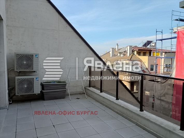 Продава 3-СТАЕН, гр. Бургас, Център, снимка 5 - Апартаменти - 52729855