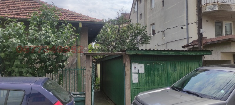 Продава КЪЩА, гр. Монтана, Широк център