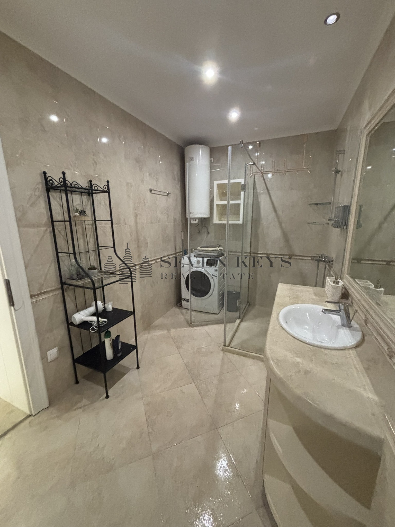Продава 3-СТАЕН, гр. Варна, Център, снимка 16 - Апартаменти - 55687645