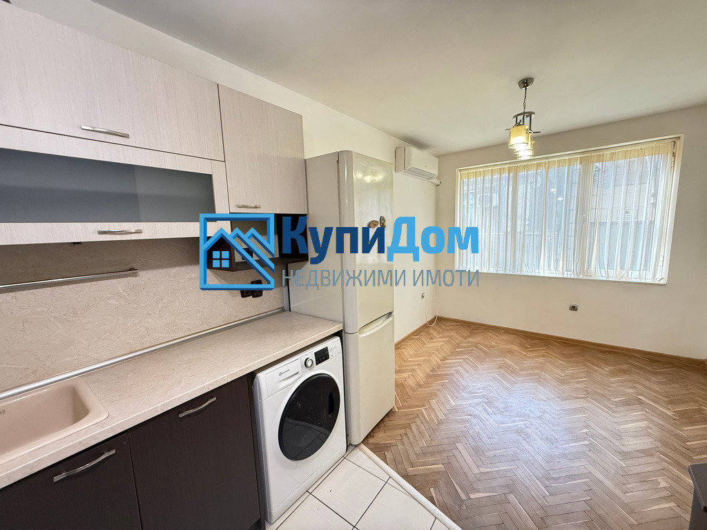 Продава 4-СТАЕН, гр. Варна, Център, снимка 2 - Апартаменти - 54036690