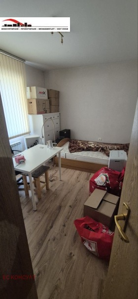 3-стаен град София, Карпузица 8