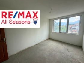 Продава  3-стаен, гр. Разлог