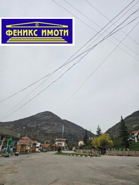 Продажба на имоти в с. Горна Козница, област Кюстендил - изображение 1 