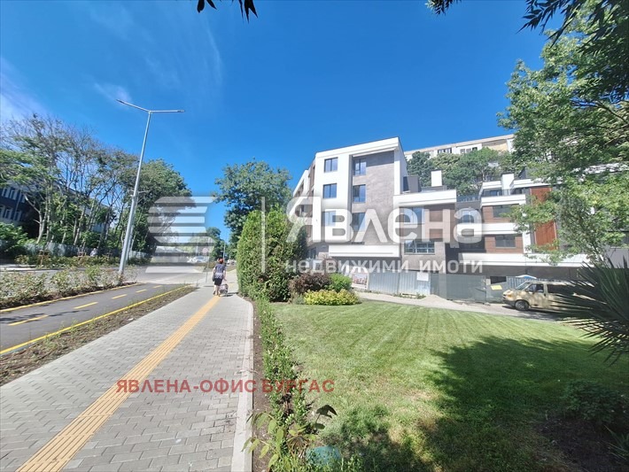 Продава 2-СТАЕН, гр. Бургас, Зорница, снимка 2 - Апартаменти - 55647148