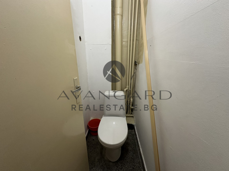 Продается  3 спальни Пловдив , Изгрев , 88 кв.м | 85758919 - изображение [13]