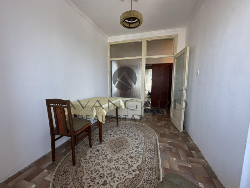 Продается  3 спальни Пловдив , Изгрев , 88 кв.м | 85758919 - изображение [7]