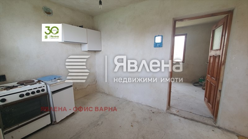 Продава КЪЩА, гр. Варна, м-т Перчемлията, снимка 9 - Къщи - 49277580