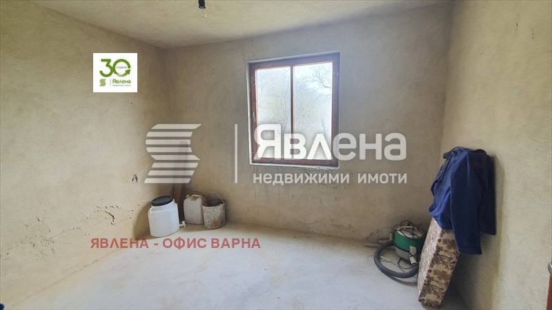 Продава КЪЩА, гр. Варна, м-т Перчемлията, снимка 8 - Къщи - 49277580