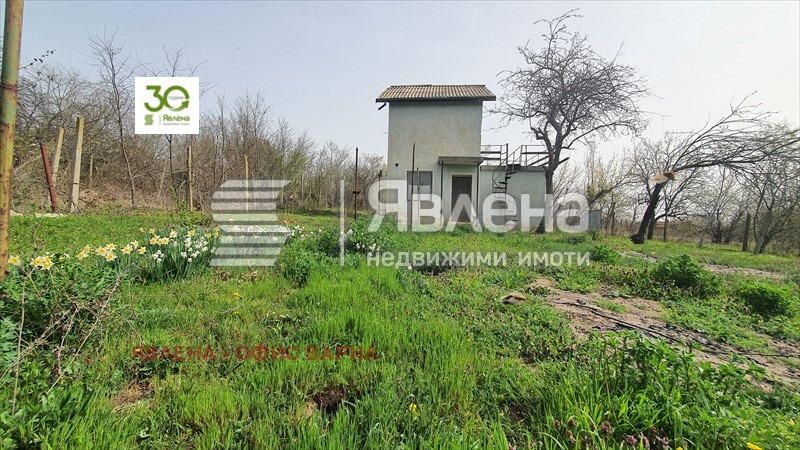 Продава КЪЩА, гр. Варна, м-т Перчемлията, снимка 11 - Къщи - 49277580