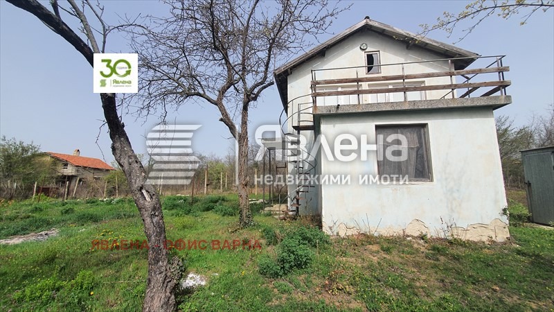 Продава КЪЩА, гр. Варна, м-т Перчемлията, снимка 10 - Къщи - 49277580