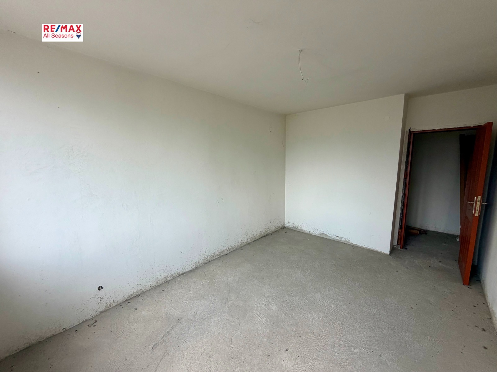 Продава 3-СТАЕН, гр. Разлог, област Благоевград, снимка 2 - Апартаменти - 55749484