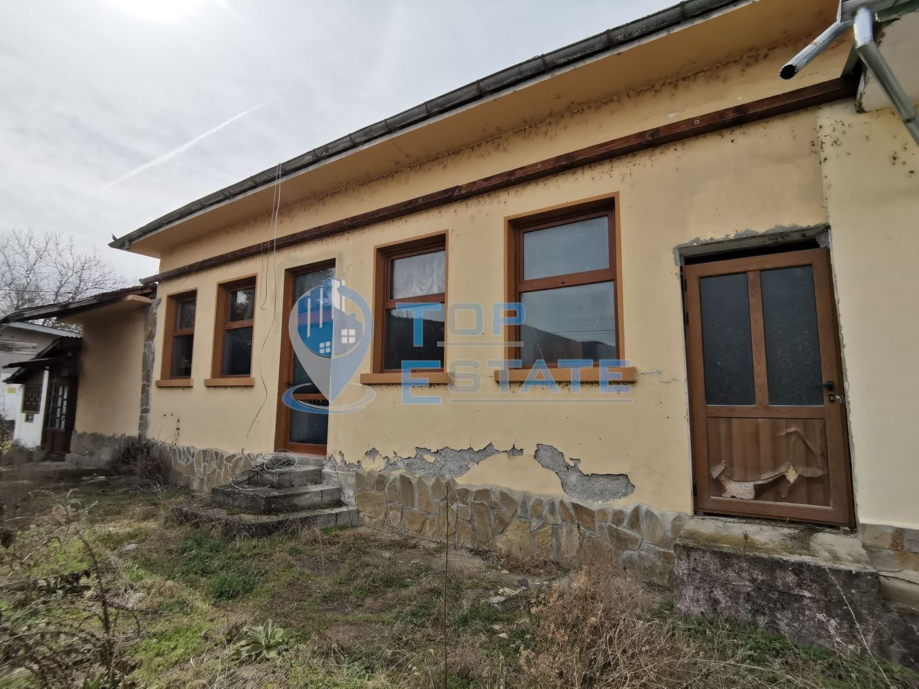 Продава ЗАВЕДЕНИЕ, гр. Златарица, област Велико Търново, снимка 2 - Заведения - 40181256