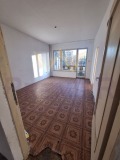 Продава  3-стаен град Пловдив , Южен , 74 кв.м | 45949236