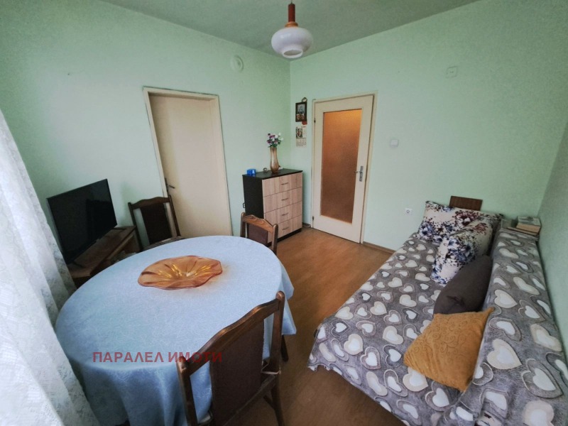 De vânzare  3 dormitoare Plovdiv , Mladejci Hâlm , 96 mp | 37101914 - imagine [2]