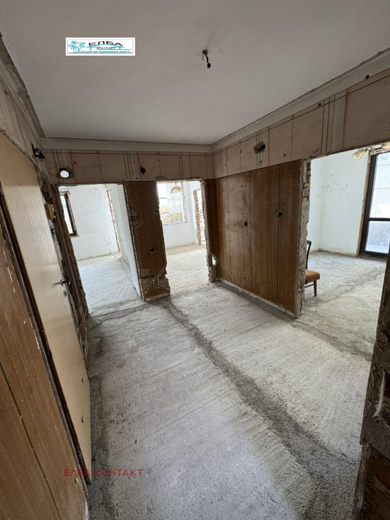 На продаж  3 кімнатна область Бургас , Приморско , 100 кв.м | 97742349