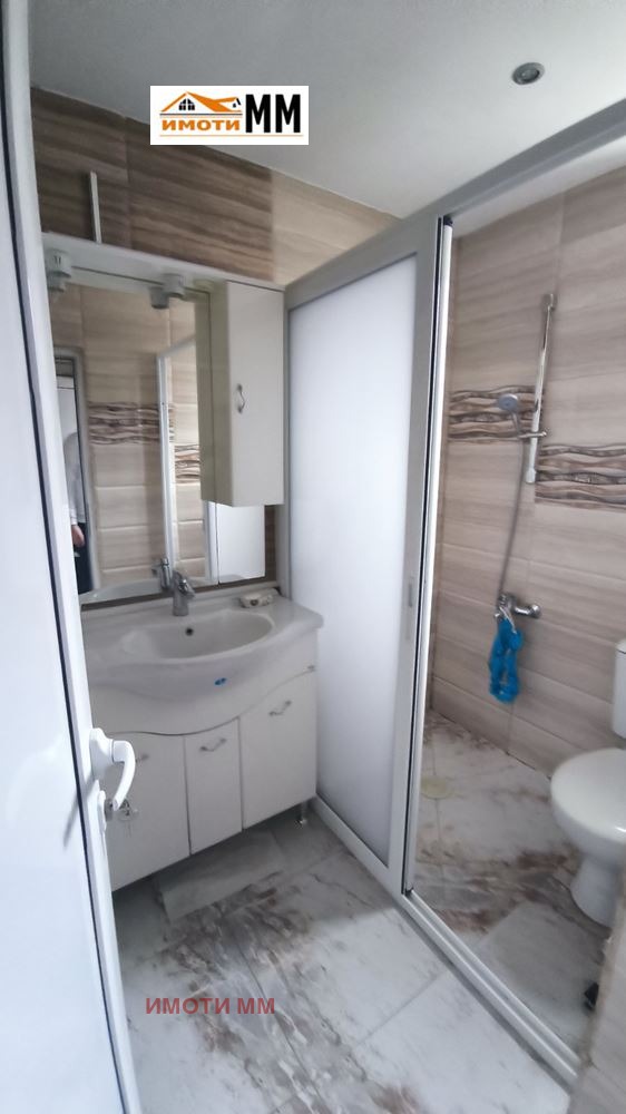 Продава МНОГОСТАЕН, гр. Пловдив, Прослав, снимка 15 - Апартаменти - 52724015