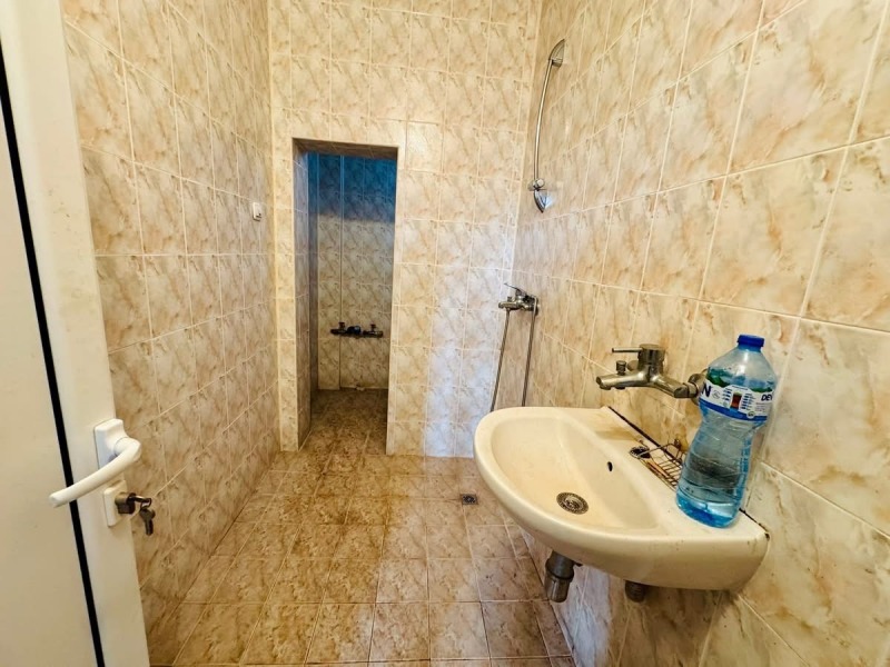 Продава БИЗНЕС ИМОТ, гр. Монтана, Широк център, снимка 11 - Други - 52734314