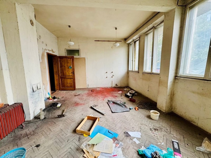 Продава БИЗНЕС ИМОТ, гр. Монтана, Широк център, снимка 5 - Други - 52734314