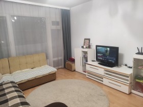 2 slaapkamers Mladost 1A, Sofia 1