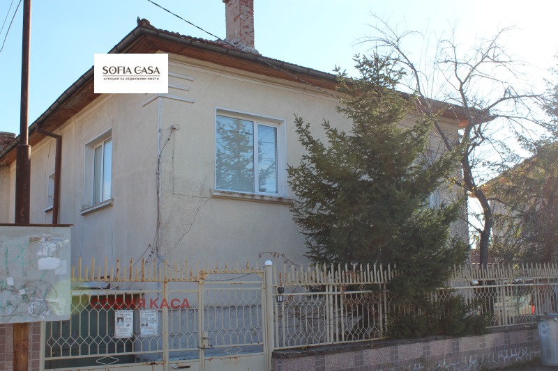 Продава  Къща област София , с. Гара Елин Пелин , 150 кв.м | 22845772 - изображение [2]