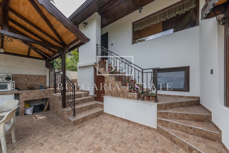 Продава КЪЩА, гр. Варна, м-т Горна Трака, снимка 4 - Къщи - 52373900