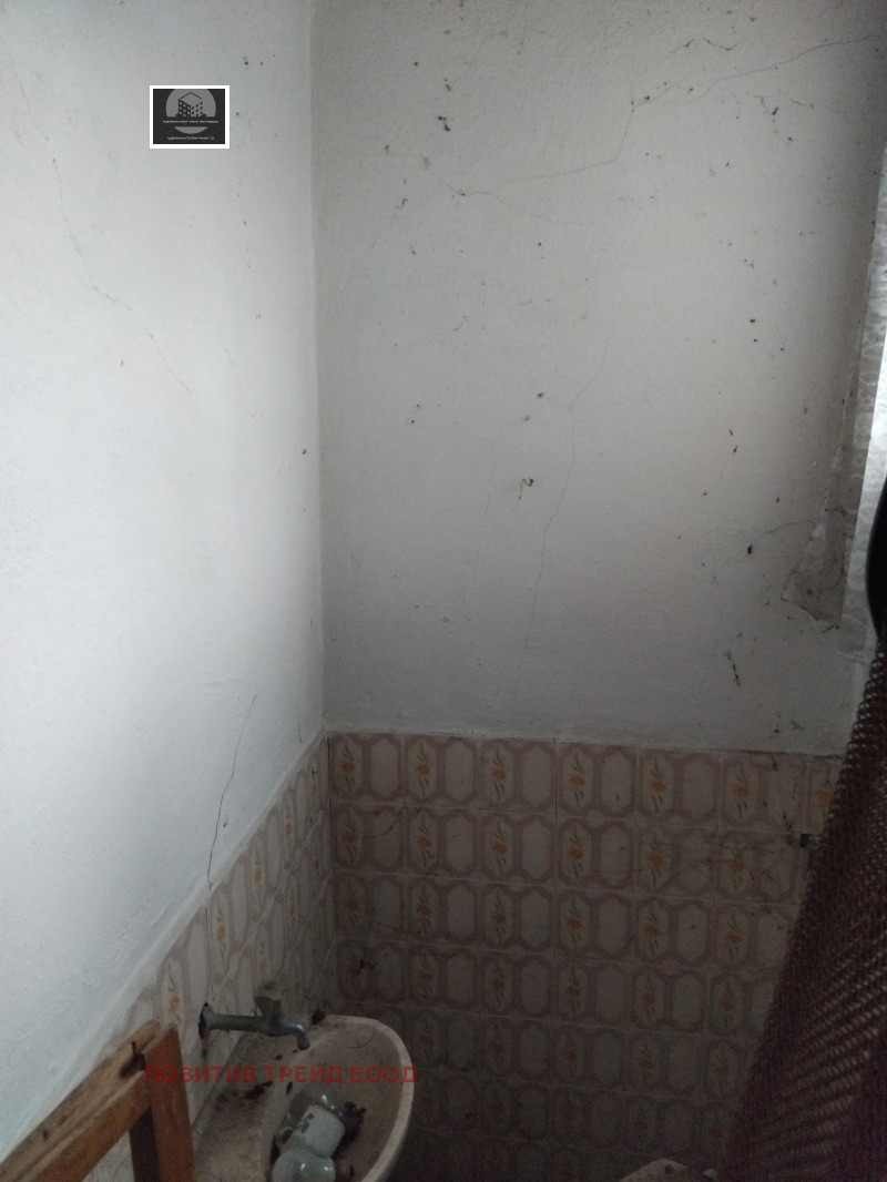 Продава КЪЩА, гр. Дупница, област Кюстендил, снимка 4 - Къщи - 52585941