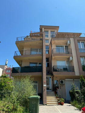 Studio Nesebar, Burgasin alue