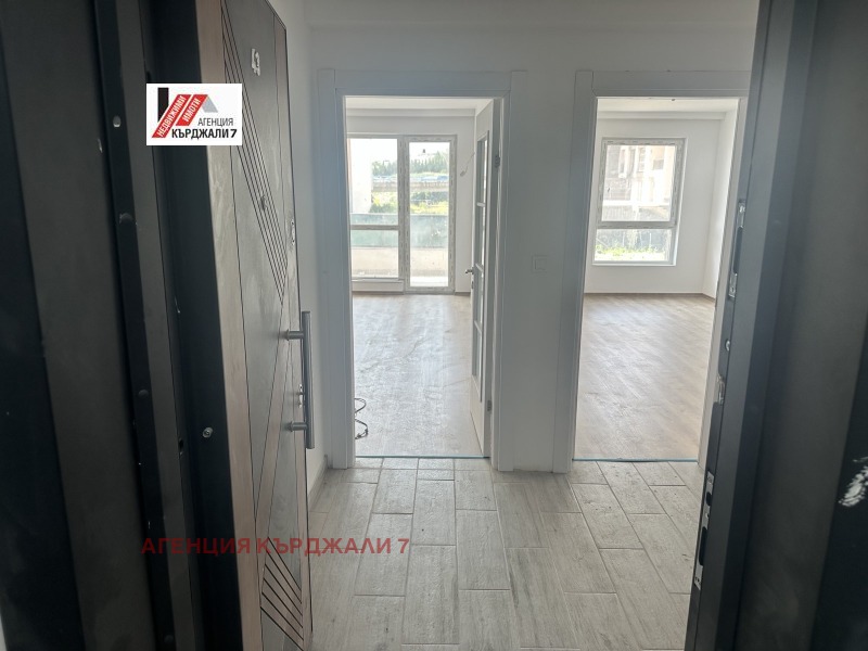 Eladó  1 hálószoba Kardzsali , Vazrozsdenci , 82 négyzetméter | 70654926 - kép [2]