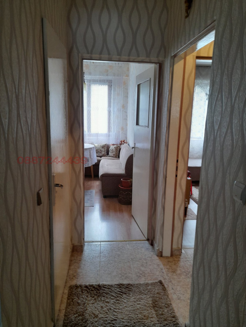 Продава 3-СТАЕН, гр. Свищов, област Велико Търново, снимка 5 - Апартаменти - 52784855