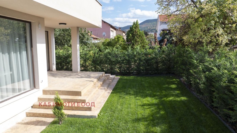Till salu  Hus Sofia , Dragalevci , 330 kvm | 42298802 - bild [17]