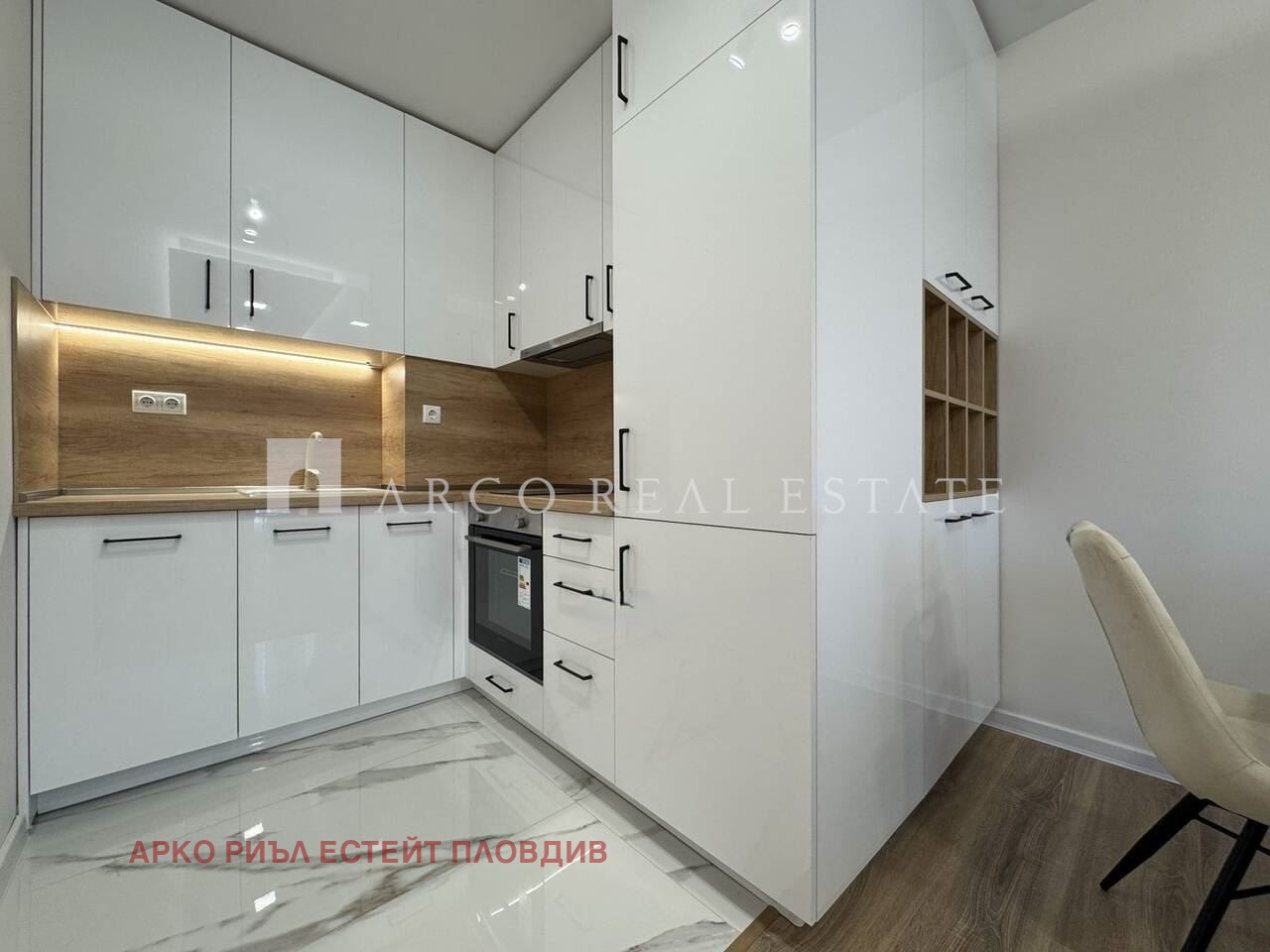 Продава 2-СТАЕН, гр. Пловдив, Остромила, снимка 3 - Апартаменти - 54133728