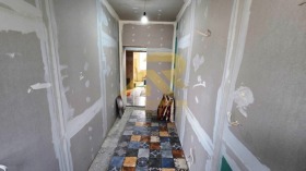 2 soverom Tvardi livadi, Pernik