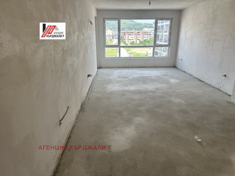 Продава 2-СТАЕН, град Кърджали, Възрожденци • 78580 € • 80240892 — Holmes.bg