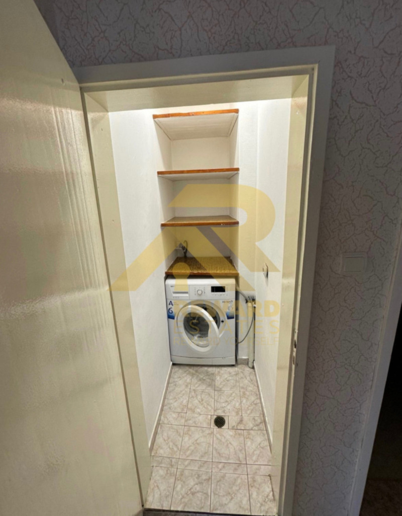 Продава 3-СТАЕН, гр. София, Разсадника, снимка 8 - Aпартаменти - 49061618