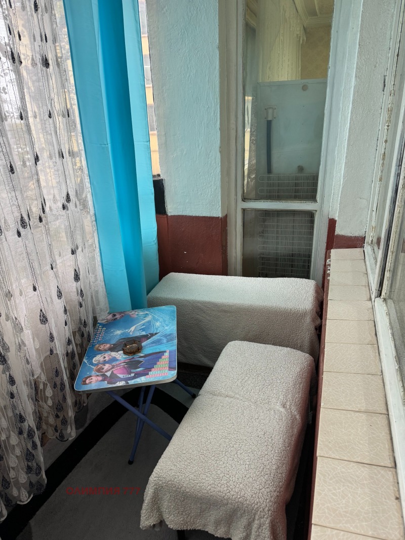 Продава 3-СТАЕН, гр. Плевен, Широк център, снимка 2 - Апартаменти - 52301111