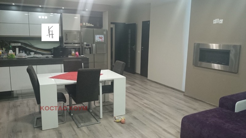 In vendita  3 camere da letto Varna , Galata , 132 mq | 35658545 - Immagine [2]