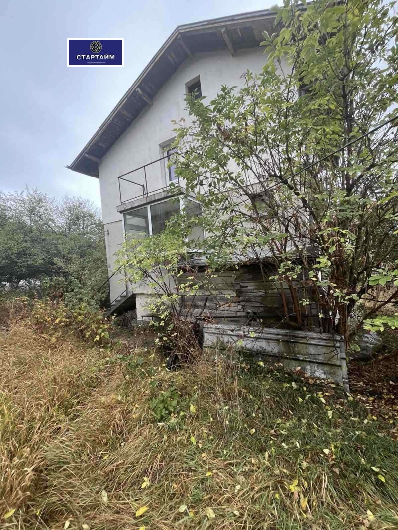 Продава КЪЩА, с. Ярлово, област София област, снимка 2 - Къщи - 52470413