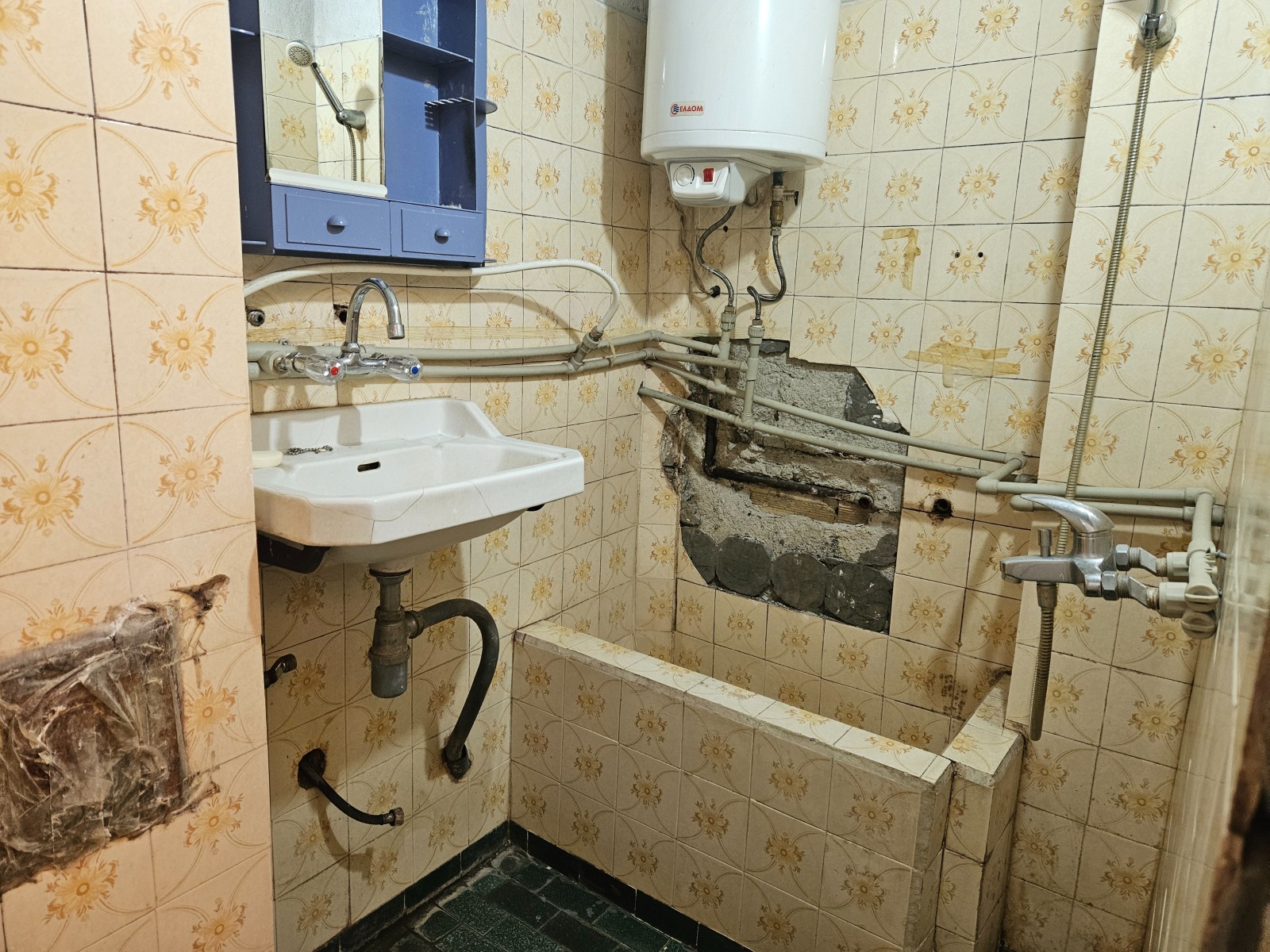 Продава 4-СТАЕН, гр. Горна Оряховица, област Велико Търново, снимка 8 - Апартаменти - 54110187