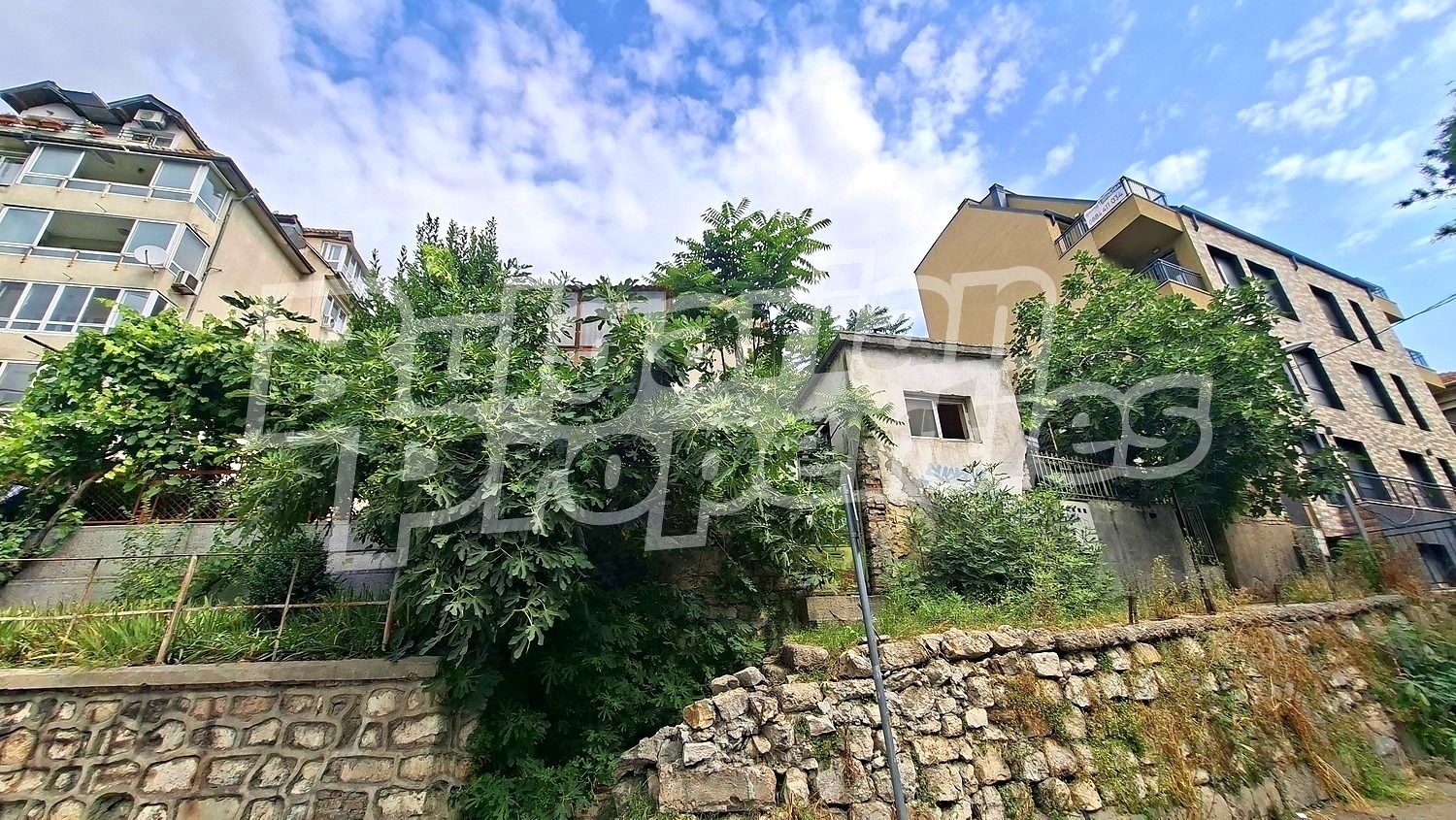 Продава КЪЩА, гр. Варна, Гръцка махала