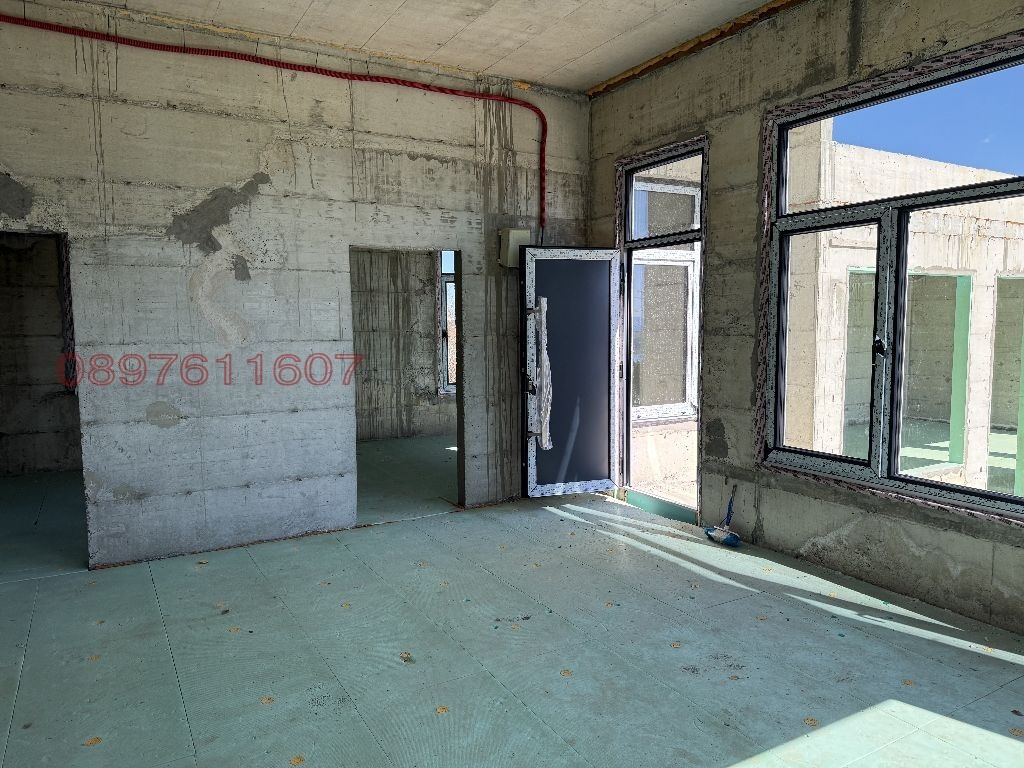 Продава КЪЩА, гр. Шумен, м-т Сакарка, снимка 11 - Къщи - 56072691