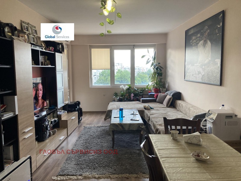 À vendre  2 chambres Sofia , Nadejda 1 , 118 m² | 52131886