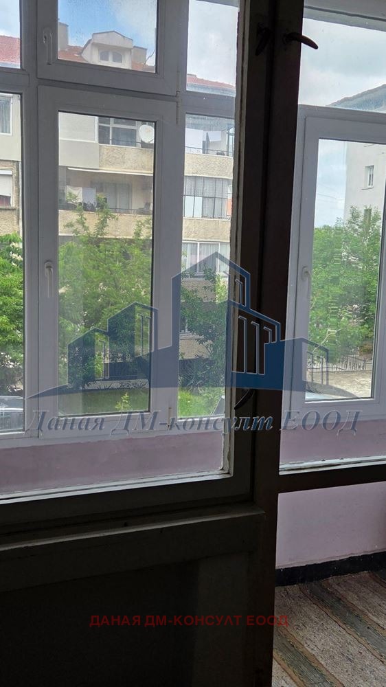 Продава 4-СТАЕН, гр. Шумен, Математическа гимназия, снимка 7 - Апартаменти - 54935624