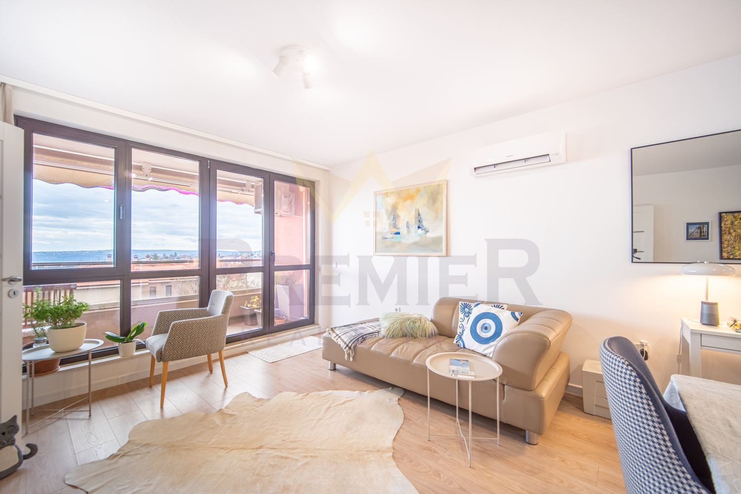 Продава 3-СТАЕН, гр. Варна, м-т Евксиноград