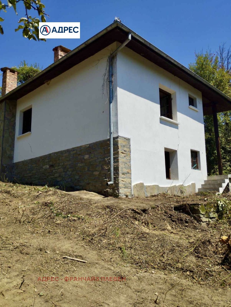 Продава КЪЩА, област Ловеч, гр. Априлци • 120000 лв. • 24427616 — Holmes.bg