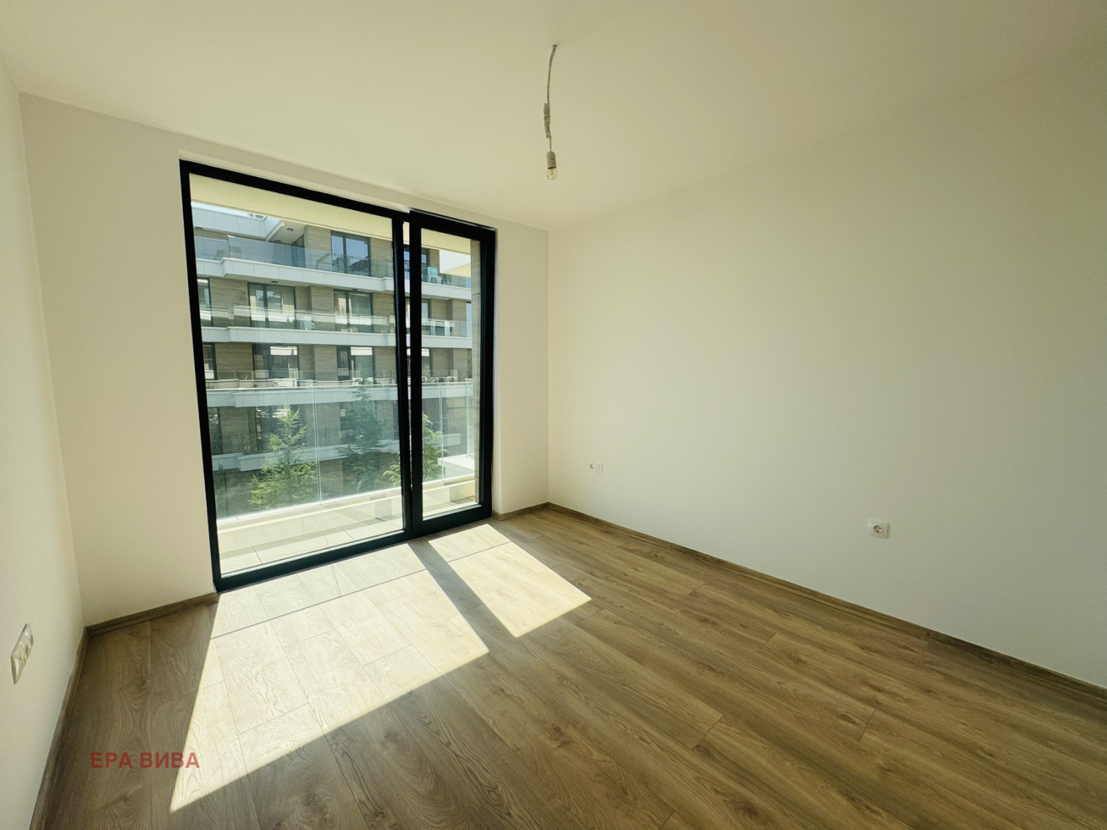 Продава 3-СТАЕН, гр. Варна, к.к. Св.Св. Константин и Елена, снимка 10 - Апартаменти - 54541248