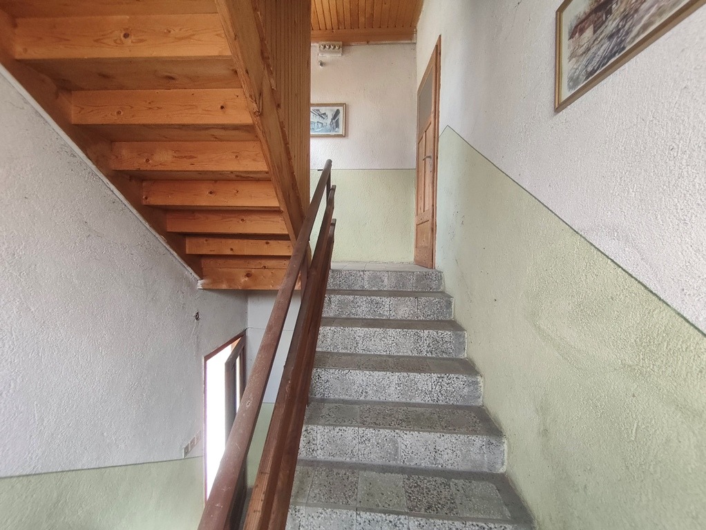 Продава КЪЩА, гр. Белица, област Благоевград, снимка 7 - Къщи - 55525565