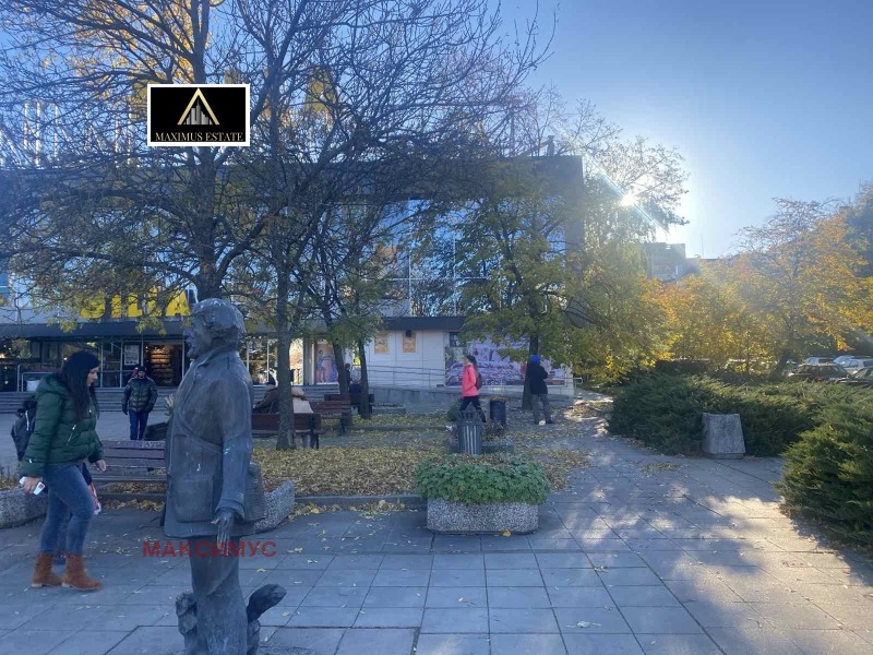 Продава 4-СТАЕН в град София, Изток - 190 кв.м / 538 800 € » 1 053 801.20 лв., МАКСИМУС